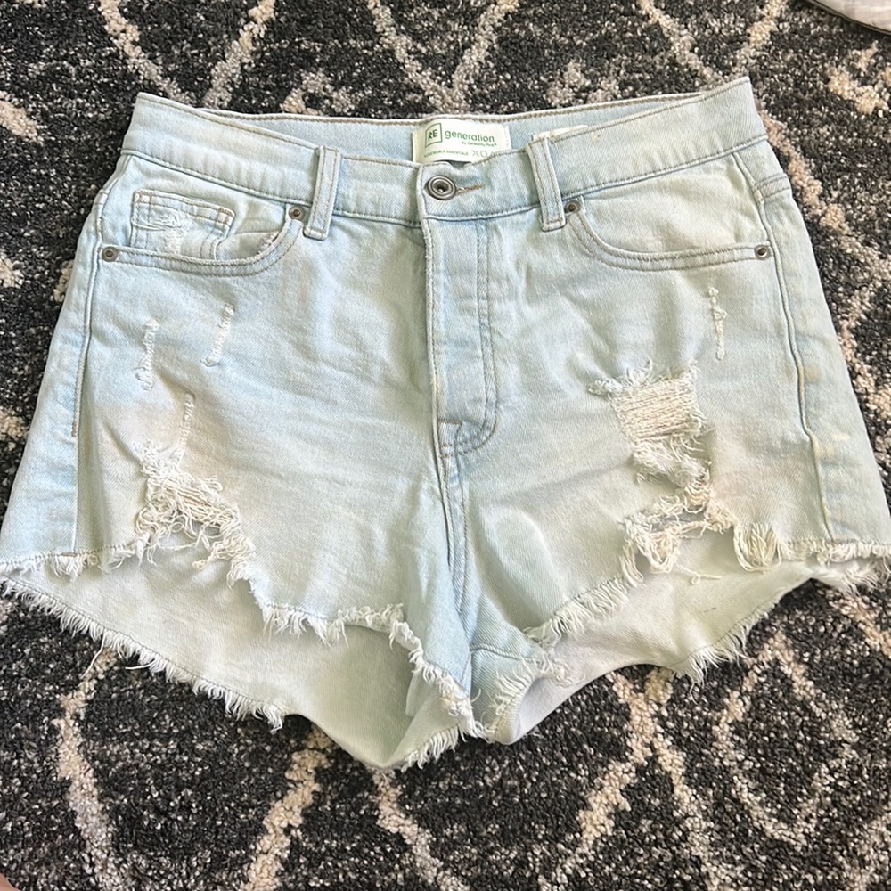 Ripped Jean shorts